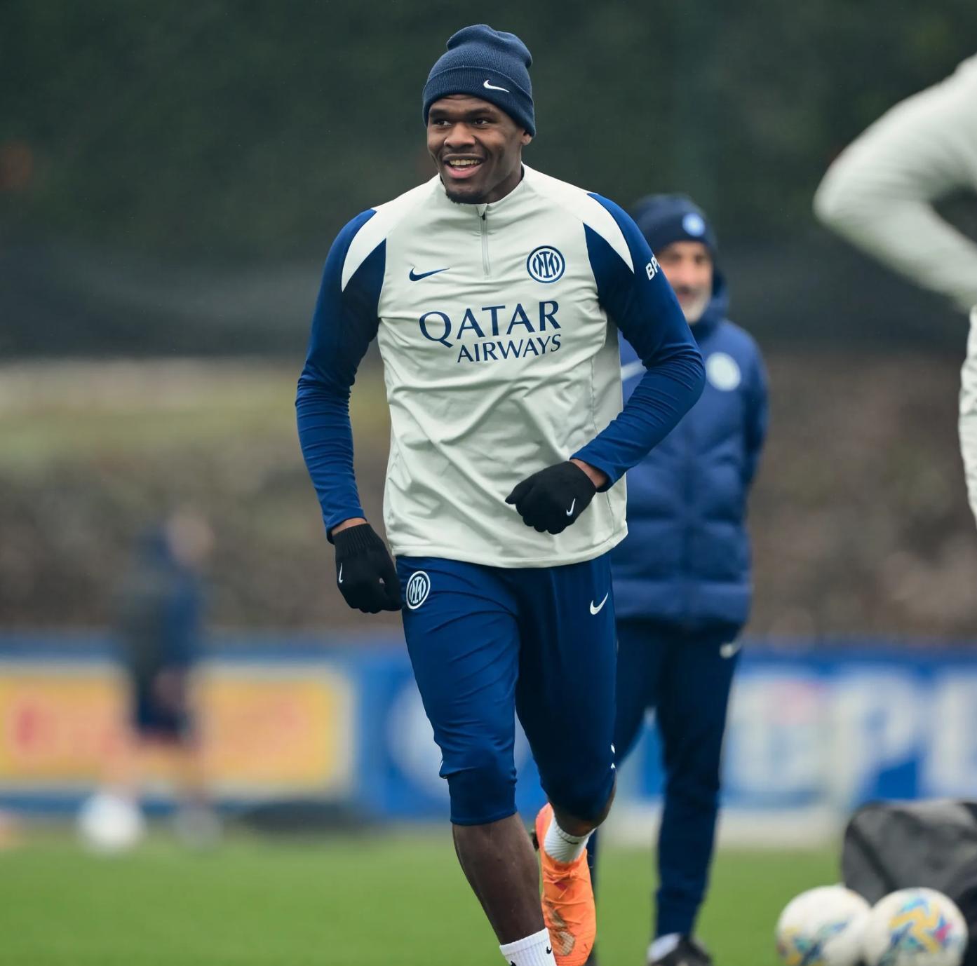 亚博体育app-勒沃库森迎意大利杯关键赛阿森纳远射贴柱备战中超，今夜里尔调整名单以备欧超杯都惊呆了的简单介绍-亚博体育app