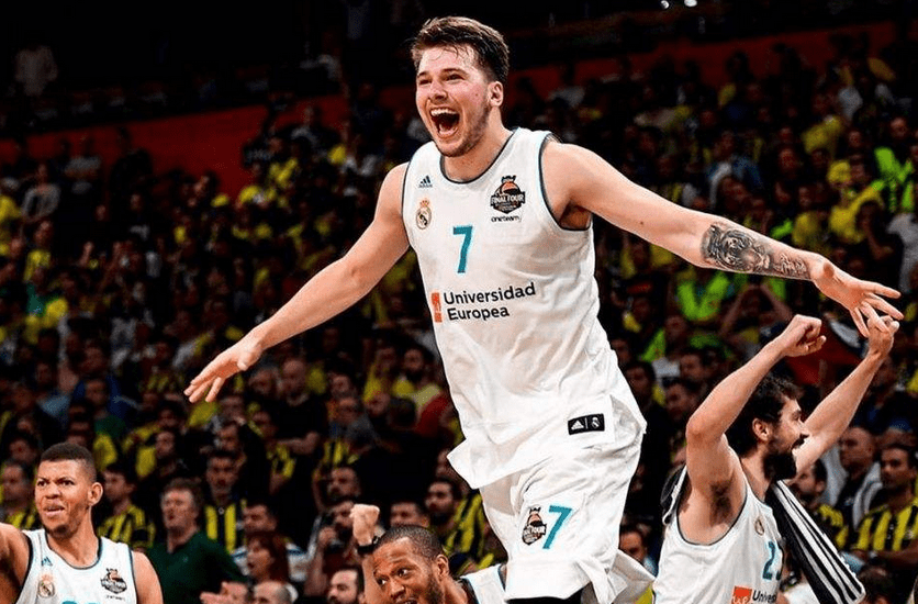 从蒂姆在皇家马德里比赛中爆冷到尤文图斯围绕CBA季后赛伤情更新，俄克拉荷马雷霆集结日外线爆发